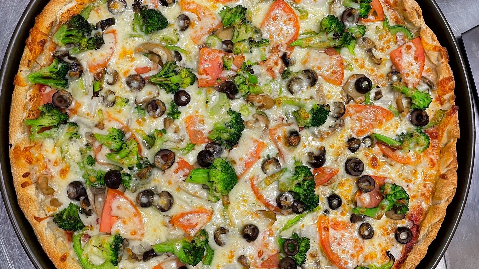 Veggie Deluxe Pizza