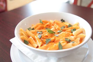 Penne Vodka & Plum Tomato