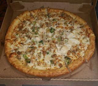 Chicken Alfredo Pizza