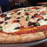 Giovanni’s Gourmet Neapolitan Thin Crust Pizza