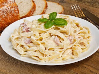 Fettuccine Alfredo with Chicken