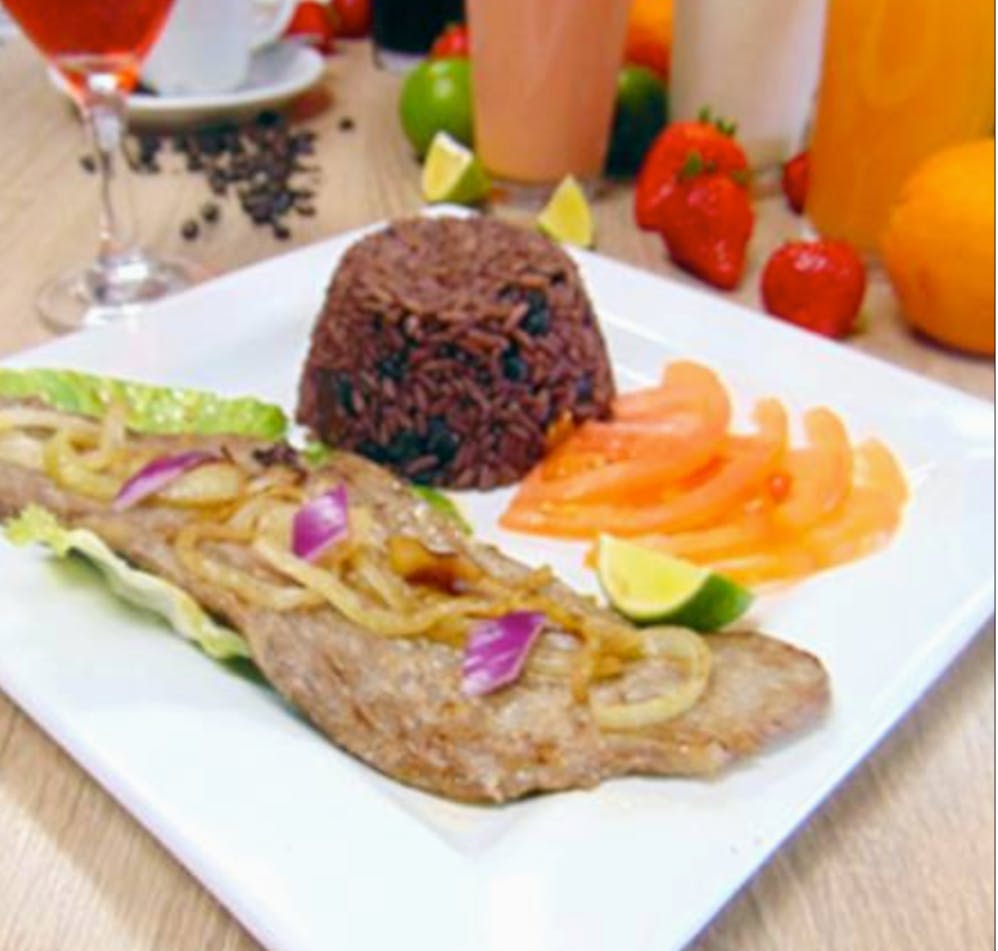 BISTEC DE PALOMILLA (Palomilla Steak)