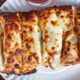 Pepperoni Stuffed Cheesy Bread