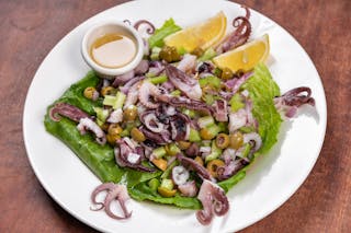 Pulpo Salad