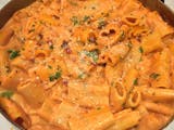 Rigatoni with Vodka Sauce