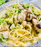 Chicken & Broccoli Alfredo