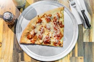 Grilled Chicken Pizza