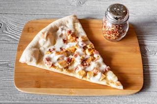 Grilled Chicken Bacon Ranch Pizza