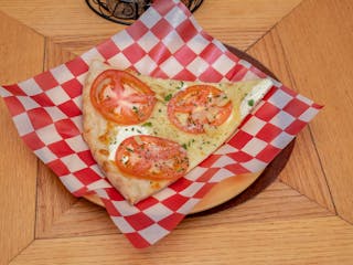 White Tomatoes & Garlic Pizza