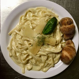 Pasta with Alfredo Sauce