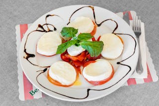 Roasted Peppers & Fresh Mozzarella Salad