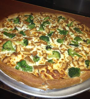 Chicken Broccoli Pizza