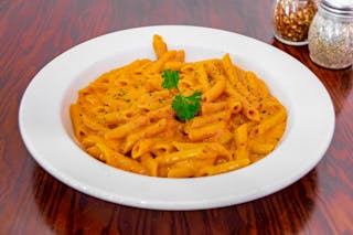 Penne Ala Vodka with Garlic bread