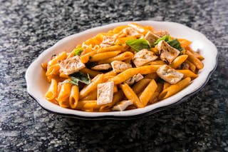 Penne Vodka with Grilled Chicken