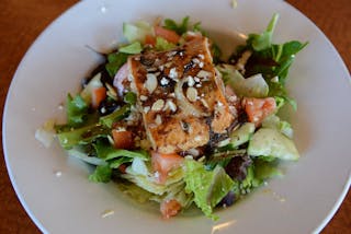 Grilled Salmon Salad