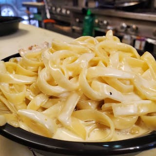 Fettuccine Alfredo