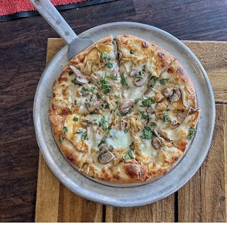 Chicken Alfredo Pizza