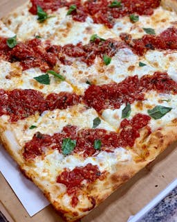 Grandma Pizza