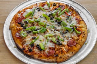 Deluxe Pizza
