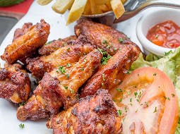 Buffalo Wings with Fries
