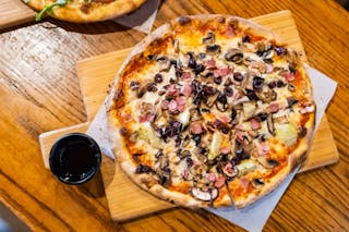 Capricciosa Pizza