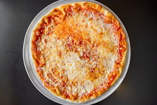Tomato & Cheese Pizza