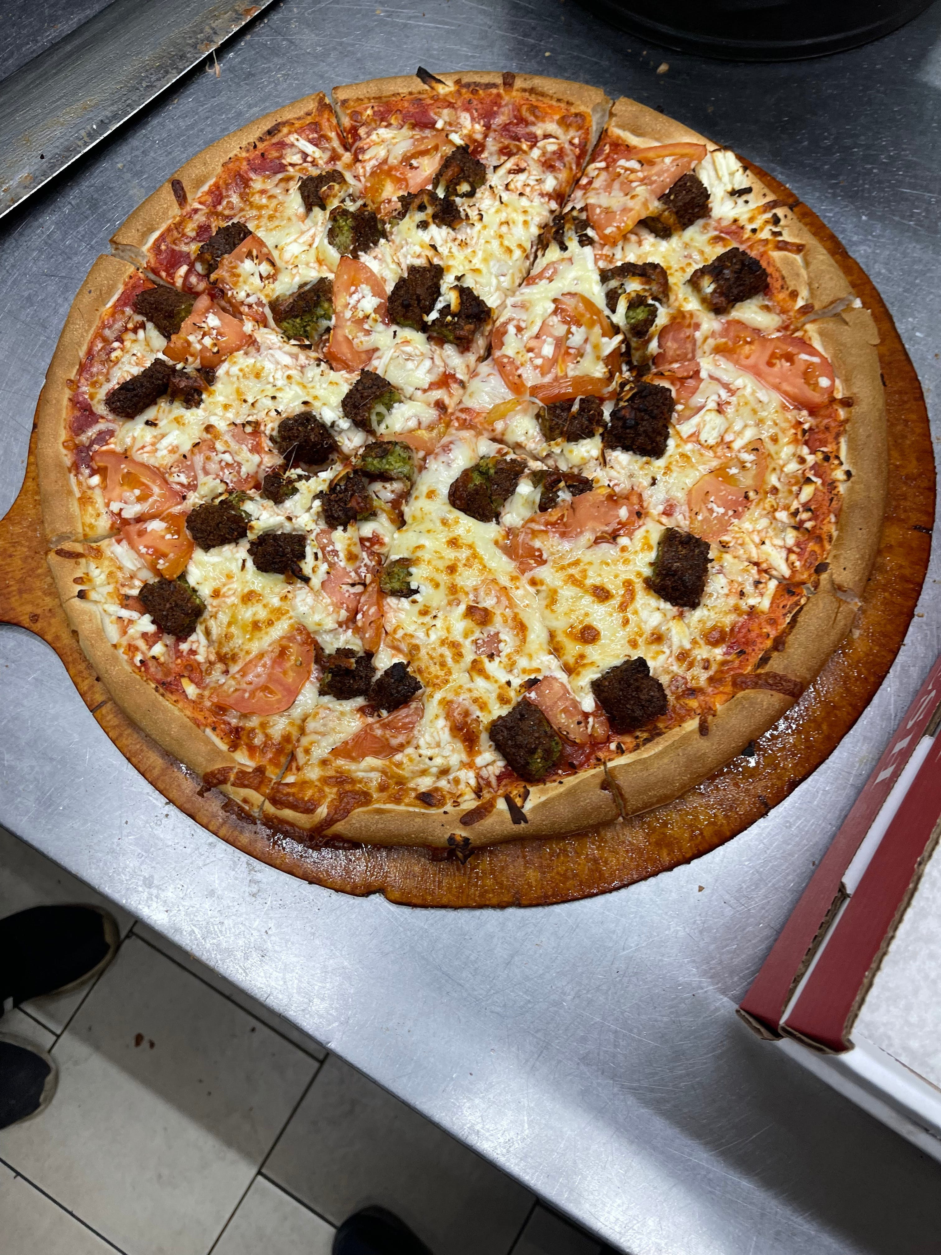Falafel Pizza