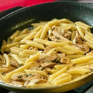 Pasta with Homemade Alfredo Sauce