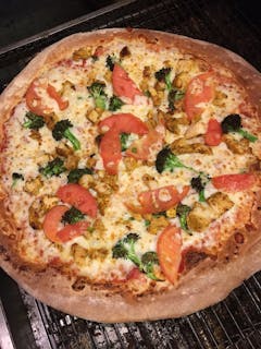 Pollo Chicken Pizza