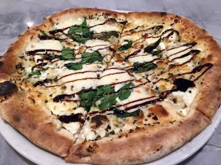 Dreamy Cheesy Pizza