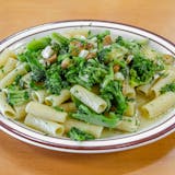 Pasta with Garlic, Oil & Broccoli