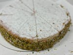 Ricotta E pistachio cake