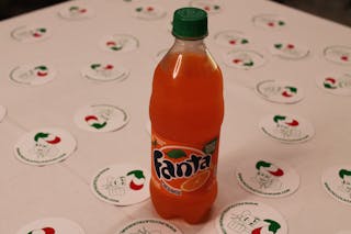 Fanta Orange 20 oz