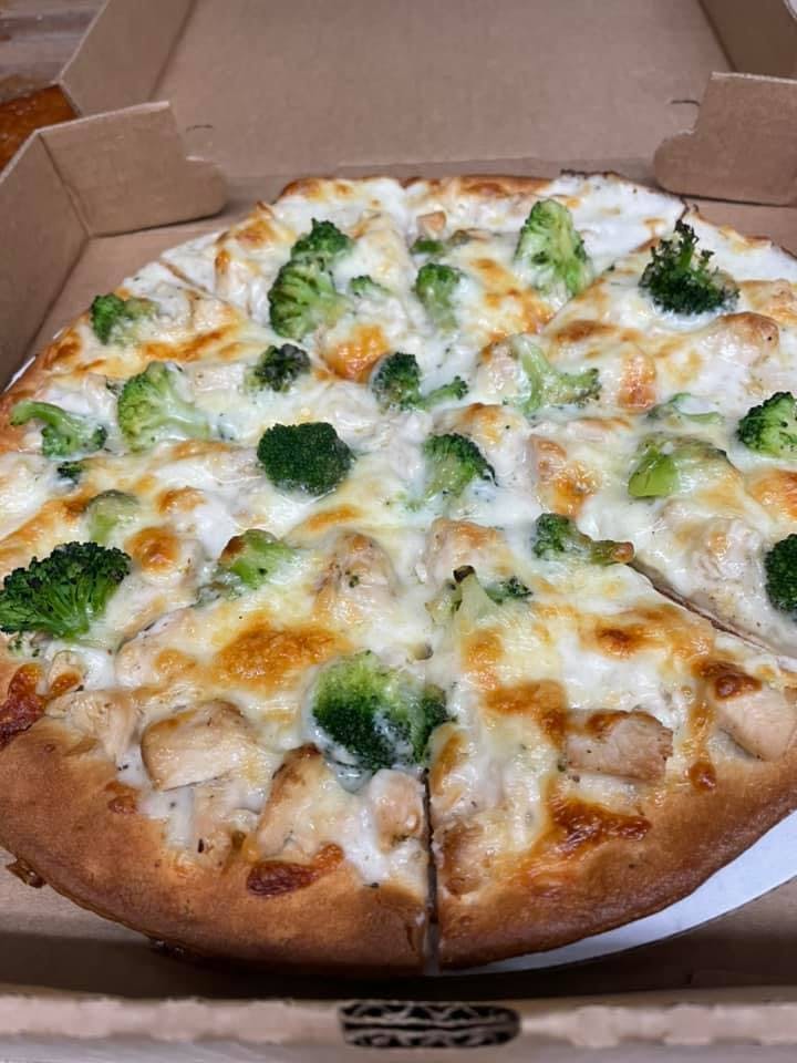Broccoli Pizza
