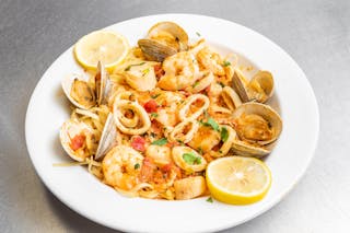 Linguine with Spicy Red Sauce, Scallops & Clams