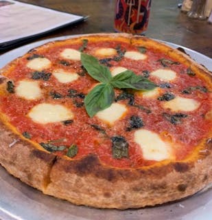Cerrone Margherita Pizza