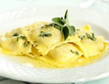 Ravioli Ricotta & Spinach in Butter, Sage & Parmigiano sauce - Vegetarian