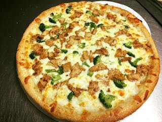 Grilled Chicken Broccoli Alfredo Pizza