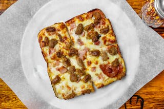 Guys & Dolls Pizza
