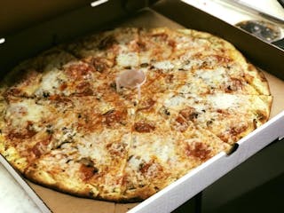 The New Yorker Pizza
