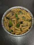 Pasta with Garlic, Olive Oil, Broccoli & Grilled Chicken