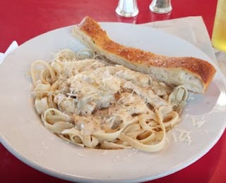 Chicken Alfredo Fettuccine