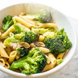 118. Pasta with Broccoli in Garlic & Oil