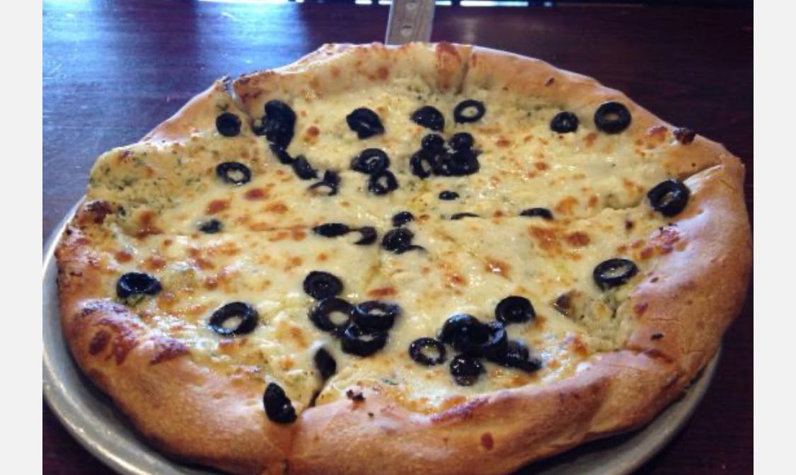 Greek White Pizza