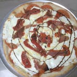 Sliced Tomato & Fresh Mozzarella Pizza