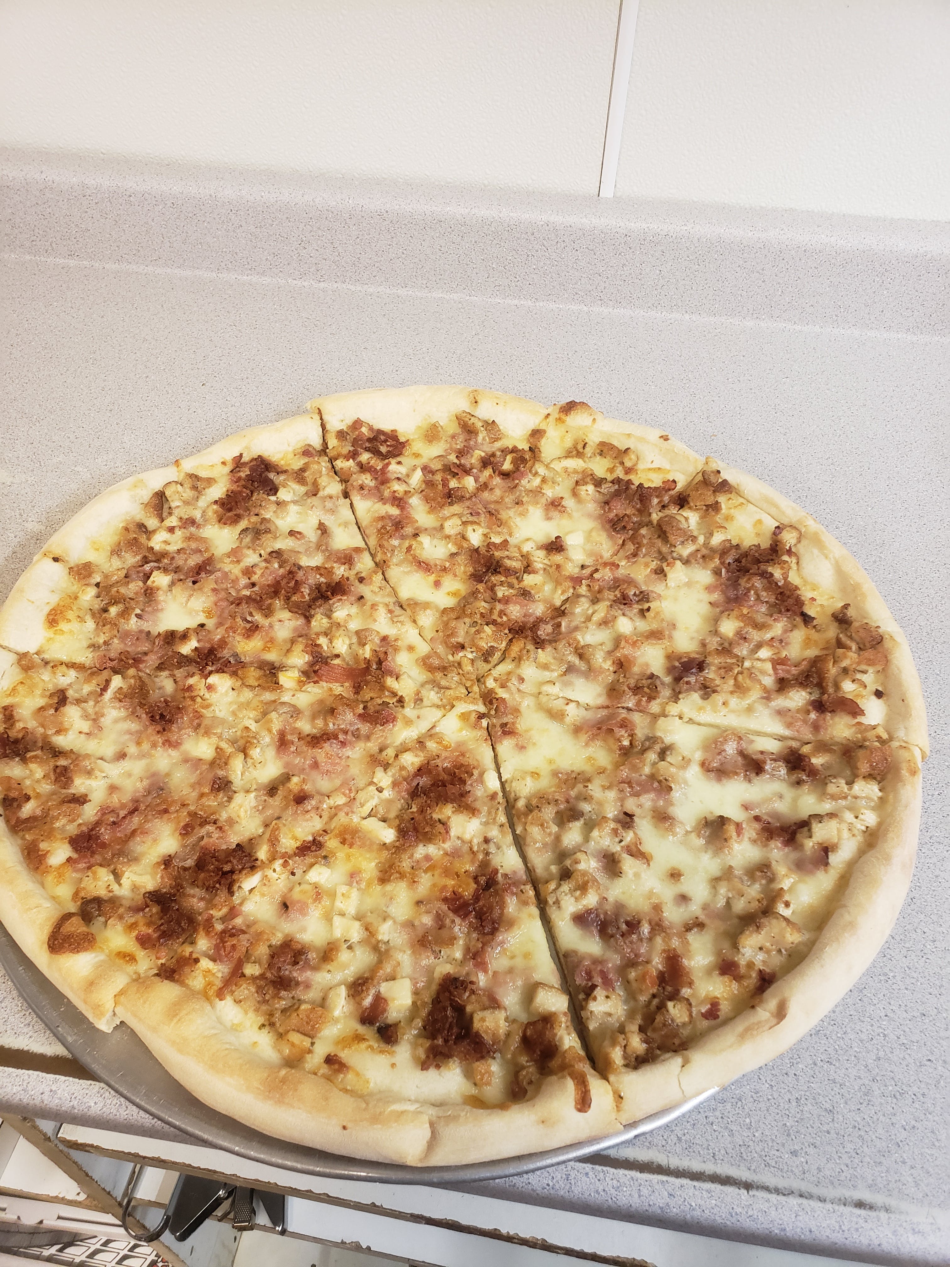 Chicken, Bacon & Ranch Pizza