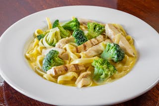 Chicken & Broccoli Alfredo