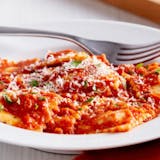 Cheese Ravioli With Tomato Sauce