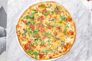 Gluten Free Cauliflower Margherita Pizza
