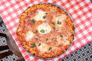 Thin Crust Round Cheese Pie
